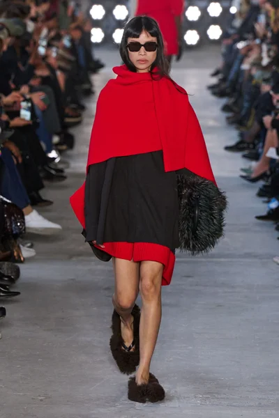 Look 12